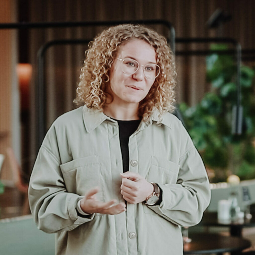 Annette Tobler
