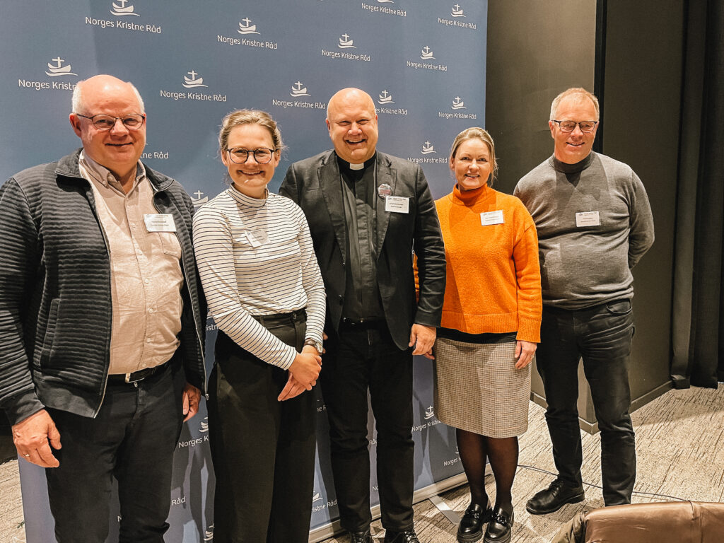 BCCs representanter sammen med generalsekretær i NKR, Erhard Hermansen under generalforsamlingen i Norges Kristne Råd