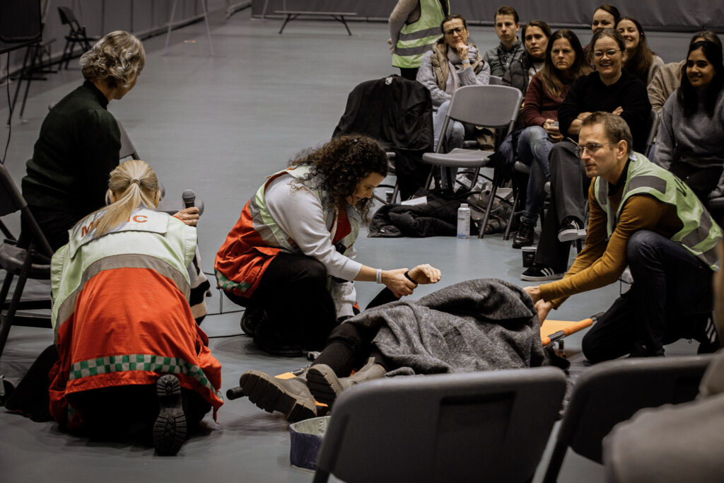 Medic workshop in the Arena