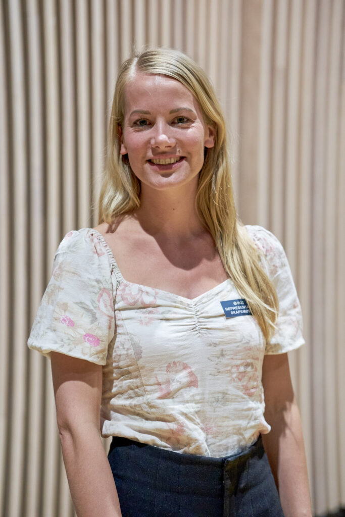 Vi har snakket med tre av de fremmøtte på representantskapsmøtet 20. mai 2024 for å høre mer om hvem de er.