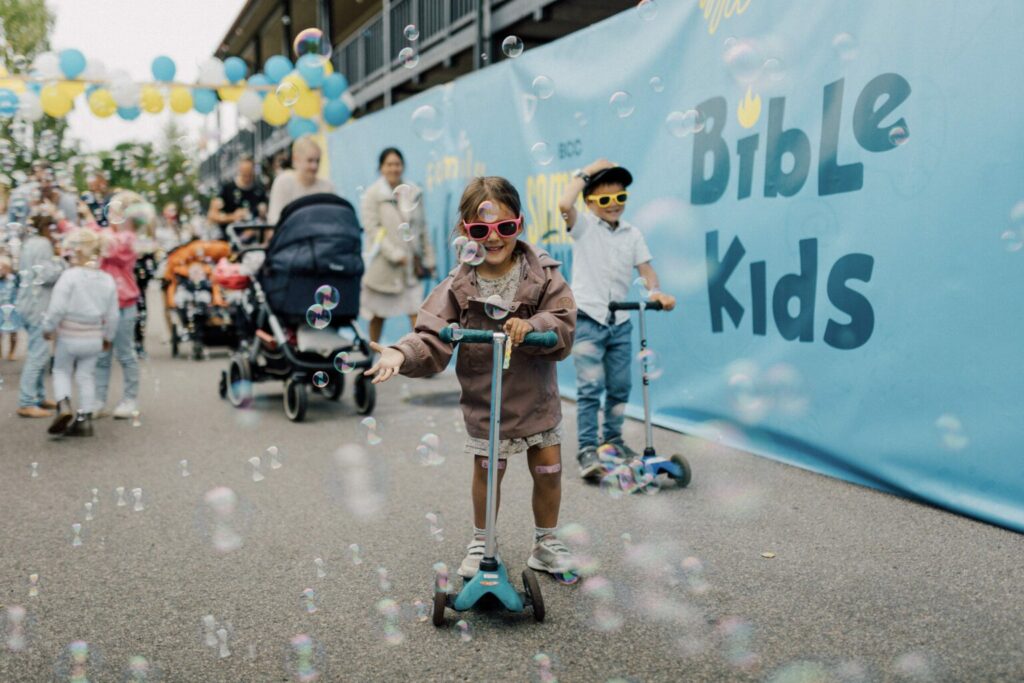 Family Fun under Bible Kids Days på Brunstad